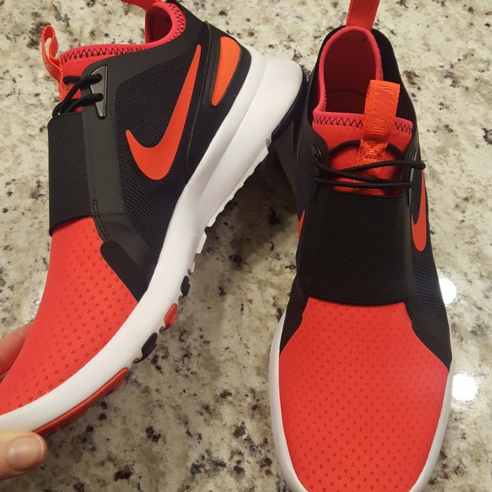 Nike Air red and black mens running shoes
